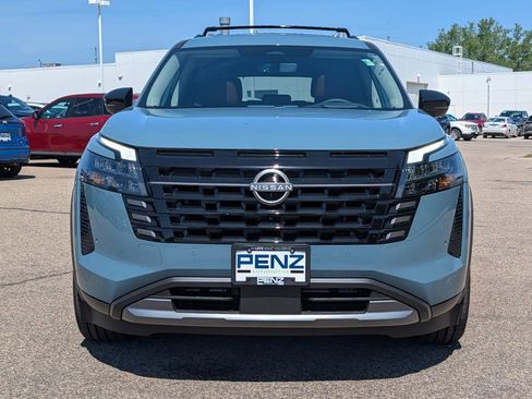 New 2026 Nissan Pathfinder Platinum w/ Cargo Package AWD/4WD image 2