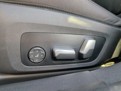 Used 2023 BMW i4 eDrive40 w/ Premium Package RWD image 28