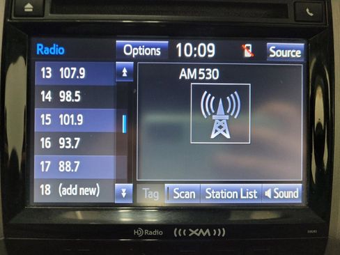 Used 2018 Toyota Tundra SR5 image 25