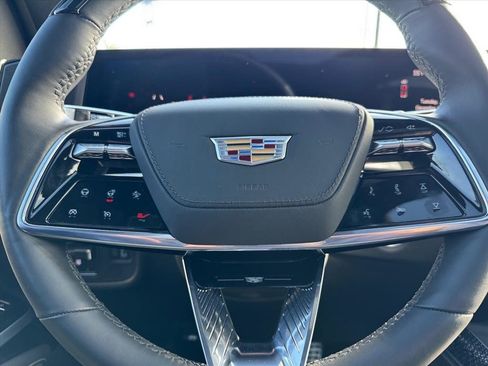 Used 2025 Cadillac Escalade V image 24