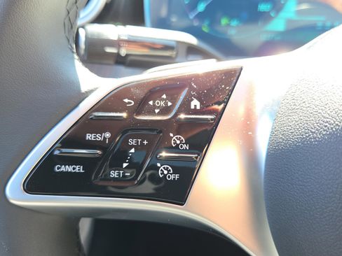 New 2026 Mercedes-Benz C 300 Sedan image 22