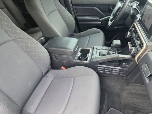 Used 2026 Toyota Tacoma SR AWD/4WD image 12