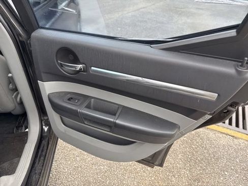 Used 2010 Dodge Charger SXT w/ Sun & Sound Group RWD image 19