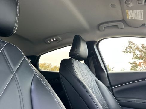 Certified 2022 Ford Mustang Mach-E Select image 18