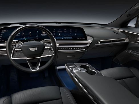 New 2026 Cadillac Lyriq Sport image 32