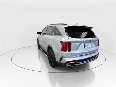 Used 2021 Kia Sorento SX image 6