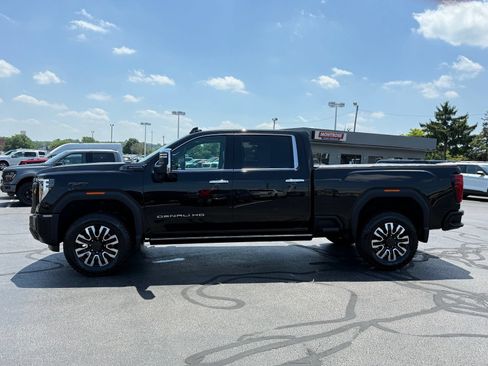 Used 2026 GMC Sierra 2500 Denali Ultimate w/ Max Trailering Package AWD/4WD image 7