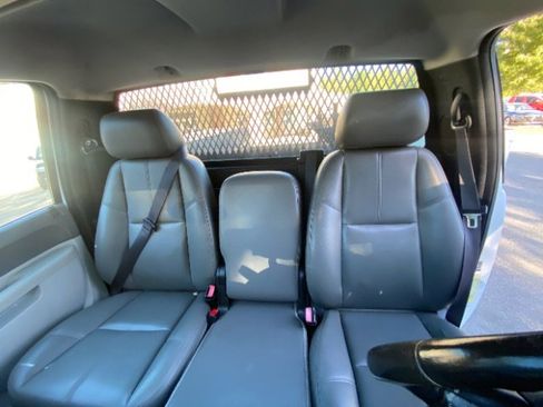 Used 2013 Chevrolet Silverado 3500 W/T image 31