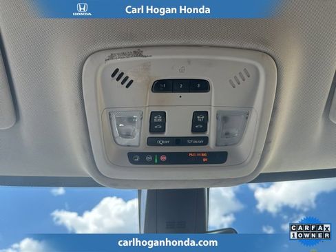 Used 2019 Chevrolet Traverse Premier w/ Driver Confidence II Package image 31