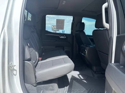 Used 2026 Chevrolet Silverado 1500 LTZ AWD/4WD image 14
