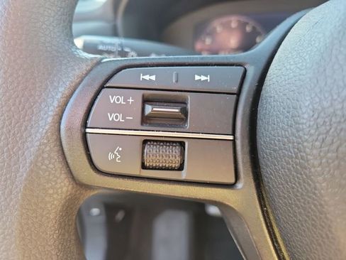 Certified 2023 Honda Accord EX image 33