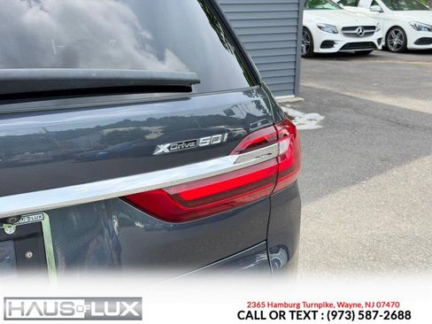 Used 2019 BMW X7 xDrive50i w/ Premium Package AWD/4WD image 24