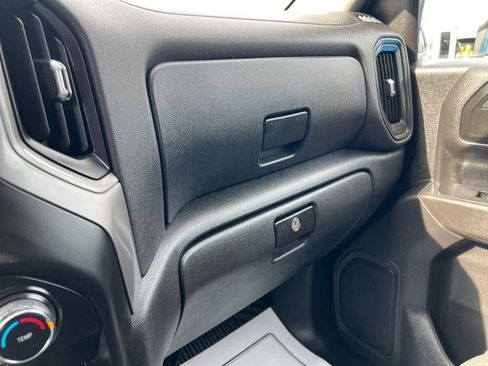Used 2021 Chevrolet Silverado 1500 Custom AWD/4WD image 27