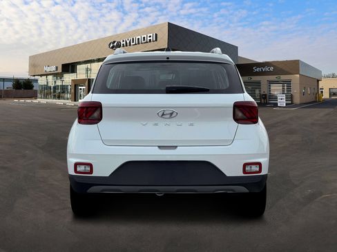 New 2026 Hyundai Venue SEL image 6
