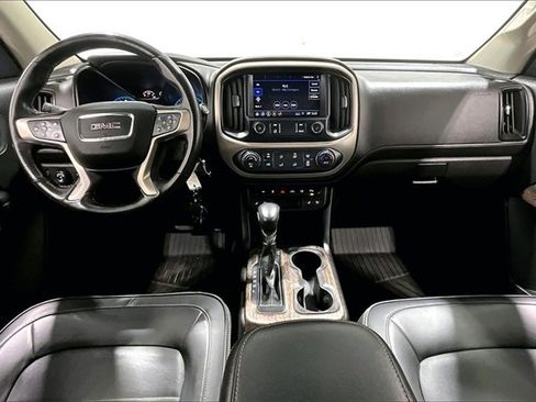 Used 2022 GMC Canyon Denali image 8