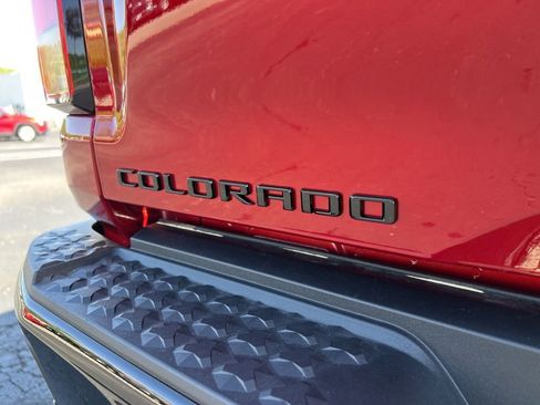 New 2026 Chevrolet Colorado ZR2 w/ Technology Package AWD/4WD image 15