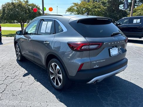 Certified 2023 Ford Escape Platinum image 5