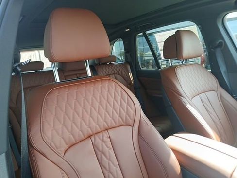 New 2026 BMW X5 xDrive50e image 19