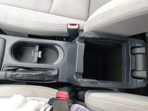 Used 2017 Subaru Forester 2.5i w/ Alloy Wheel Package image 41