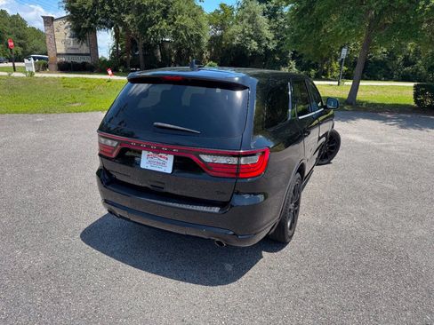 Used 2018 Dodge Durango R/T w/ Blacktop Package AWD/4WD image 36