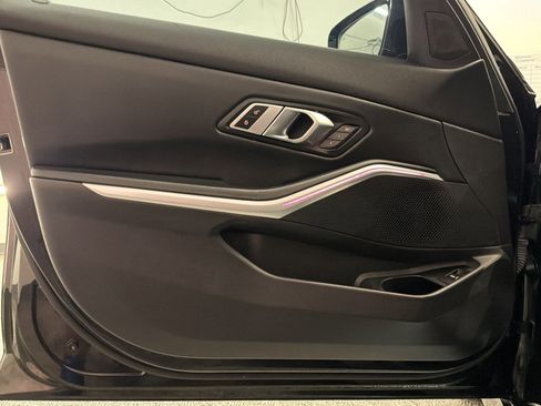 Used 2023 BMW M340i RWD image 12