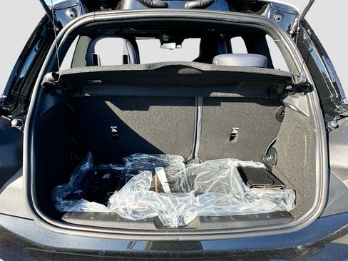 New 2026 MINI Cooper 2-Door Hardtop image 20