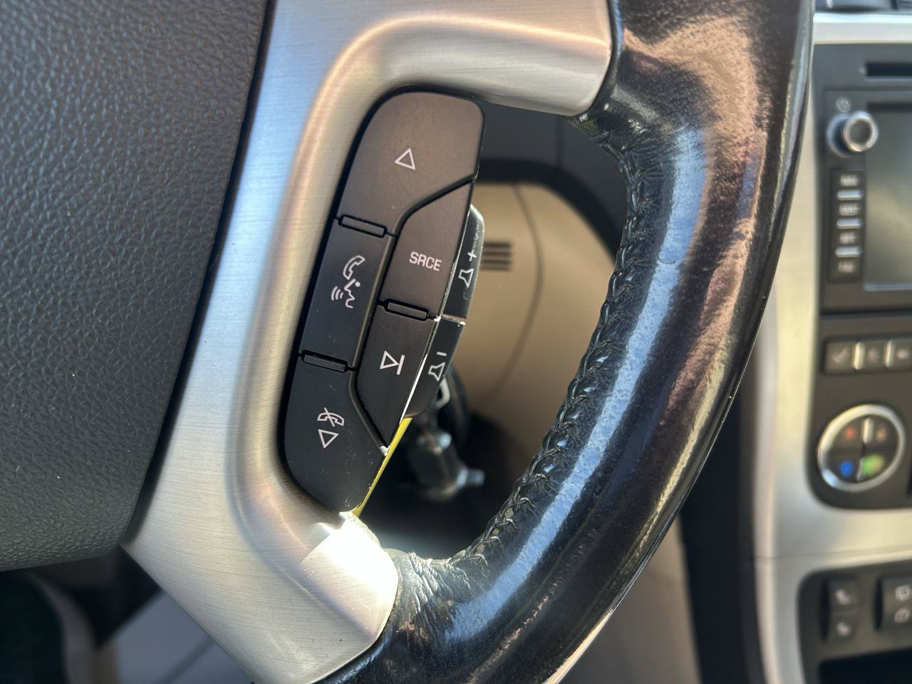 Used 2011 GMC Acadia SLT FWD image 20