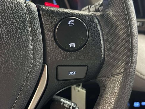 Used 2013 Toyota RAV4 XLE image 32