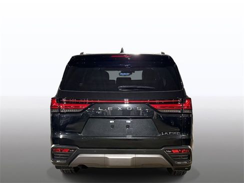 Certified 2025 Lexus LX 700h Overtrail image 11