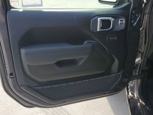 New 2026 Jeep Wrangler Sport S image 20