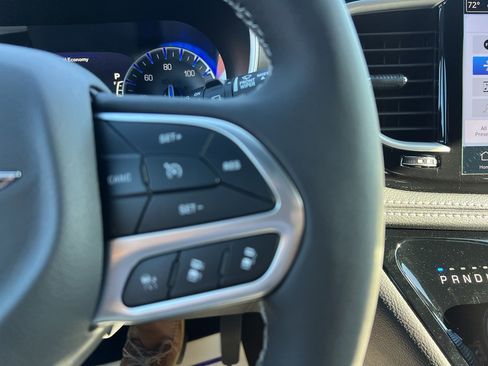 New 2026 Chrysler Pacifica Select image 27