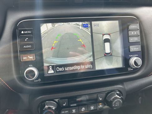 Used 2024 Nissan Kicks SR w/ SR Premium Package image 17