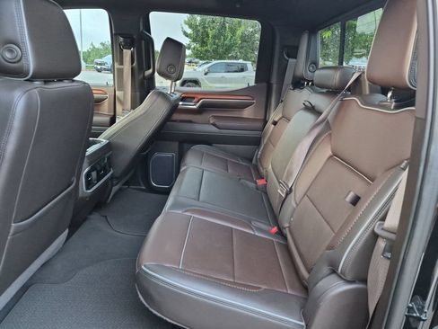 Used 2023 GMC Sierra 1500 Denali w/ Denali Reserve Package RWD image 39