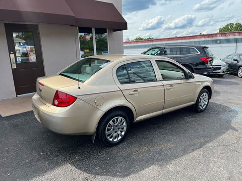 Used 2005 Chevrolet Cobalt LS FWD image 5