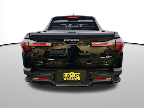 Used 2024 Hyundai Santa Cruz Night image 5