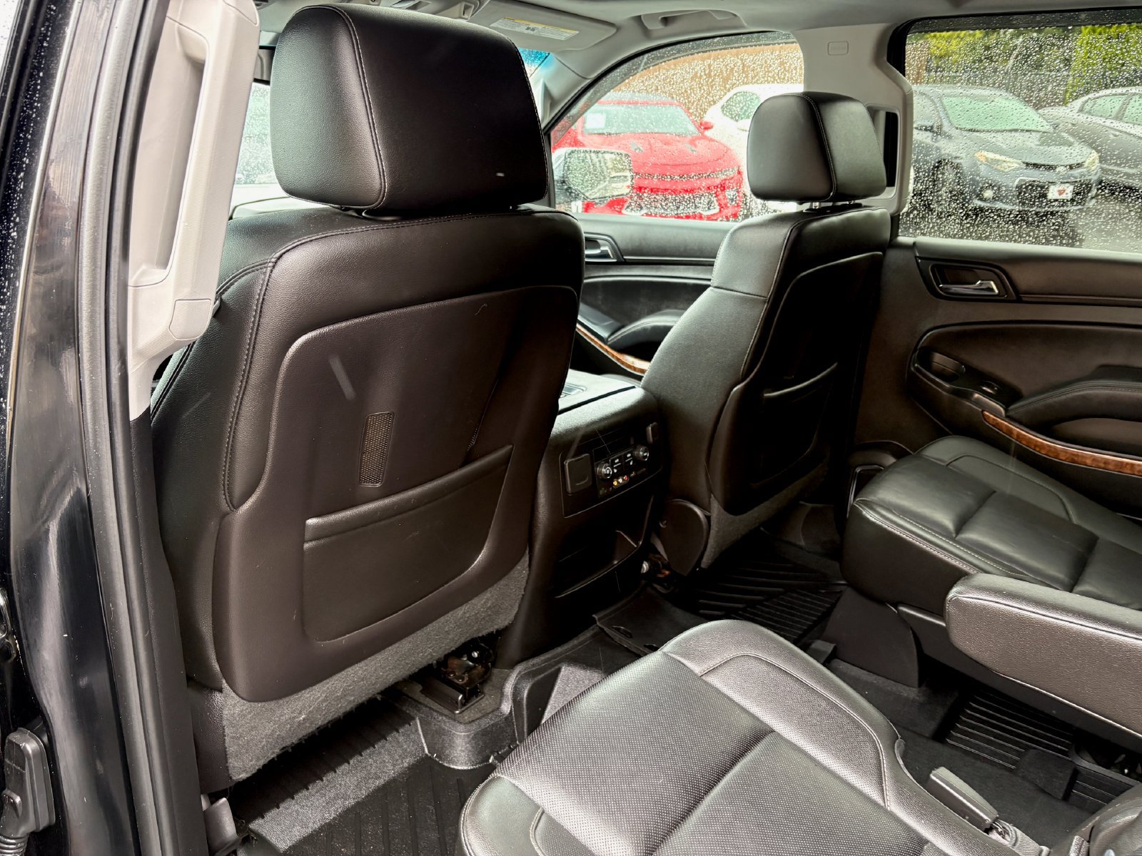 Used 2015 Chevrolet Suburban LTZ AWD/4WD image 20