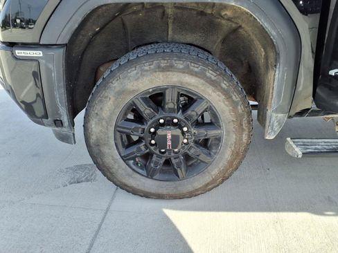 Used 2025 GMC Sierra 2500 AT4 w/ AT4 Premium Plus Package AWD/4WD image 26