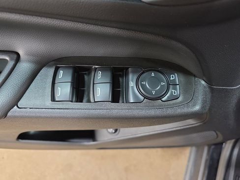 Used 2024 Chevrolet Equinox LT image 27