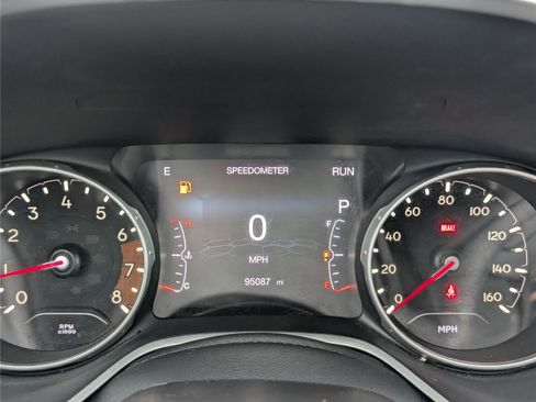 Used 2019 Jeep Compass Altitude image 27