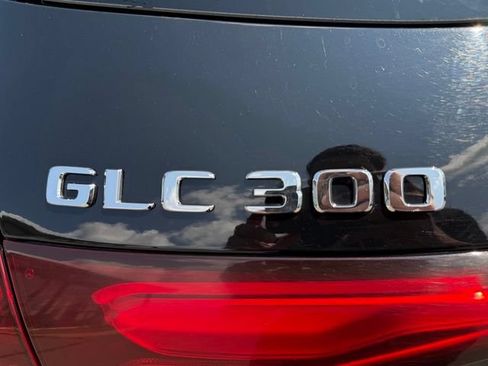Used 2024 Mercedes-Benz GLC 300 4MATIC image 8