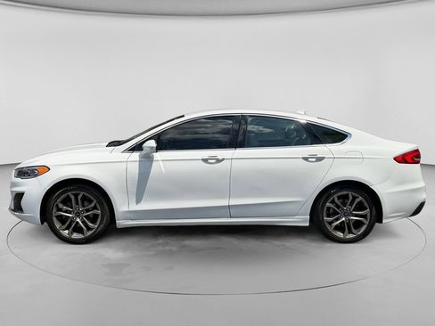 Used 2019 Ford Fusion SEL FWD image 3