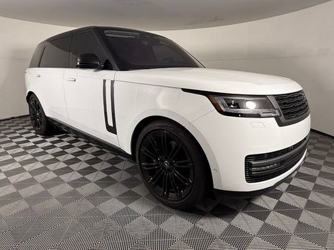 Used 2023 Land Rover Range Rover Long Wheelbase SE AWD/4WD image 9