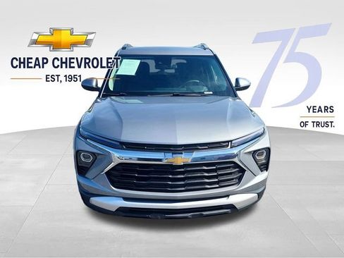 Used 2024 Chevrolet TrailBlazer LT AWD/4WD image 8