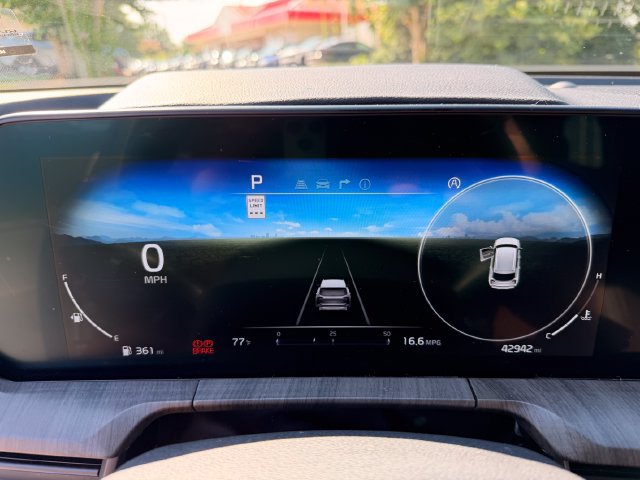 Certified 2025 Kia Telluride SX Prestige AWD/4WD image 16