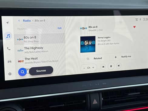 Certified 2025 Toyota Prius Plug-In Hybrid image 22