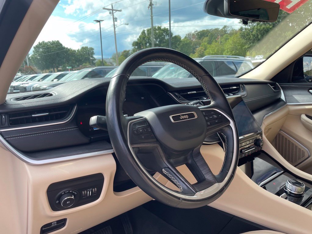 Used 2021 Jeep Grand Cherokee L Limited w/ Luxury Tech Group II AWD/4WD image 10