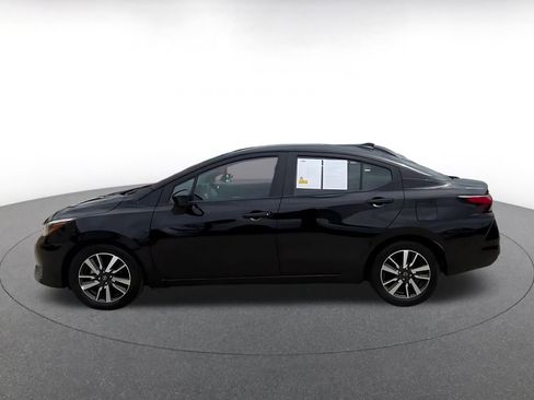 Used 2025 Nissan Versa SV FWD image 9