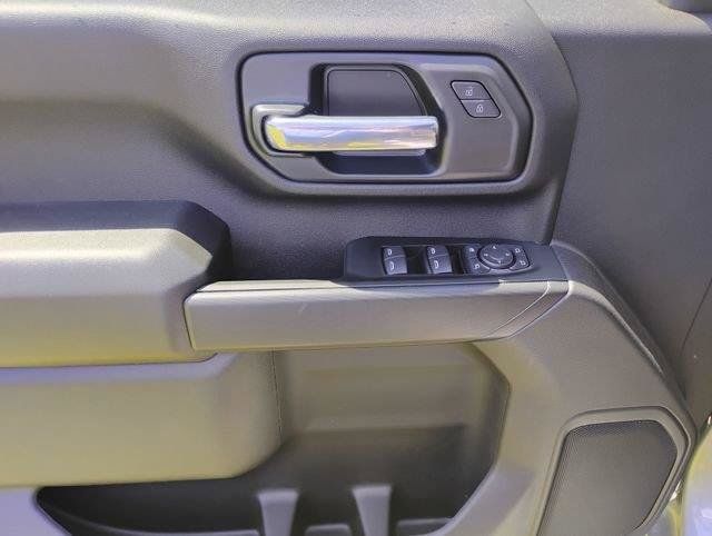 New 2026 Chevrolet Silverado 2500 Custom w/ Custom Value Package AWD/4WD image 10