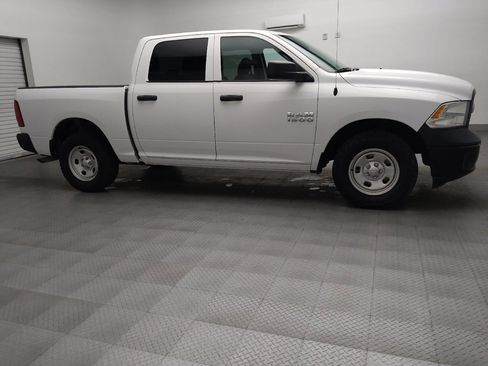 Used 2017 RAM 1500 Tradesman w/ Popular Equipment Group RWD image 11