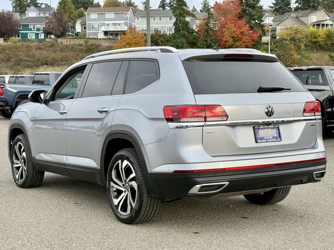 Used 2023 Volkswagen Atlas SEL image 3